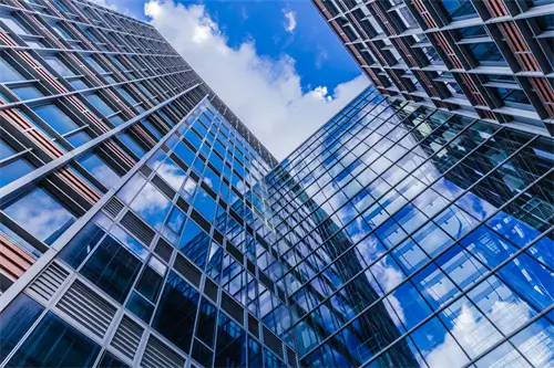 附近梅岭美食街在哪里